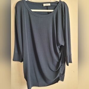 Zenana Size 1X Navy Shirt With Ruched Sides.